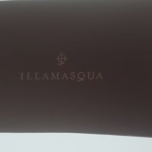 Illamasqua eyeshadow